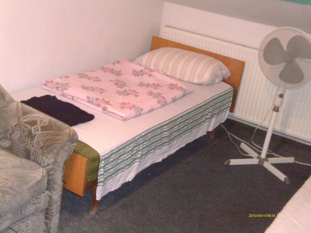 Ifi Hostel Pécs Rom bilde